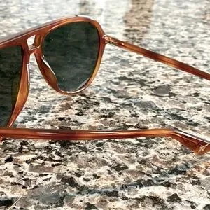 Gucci Accessories Gucci Gg19s Mens Womens Aviator Sunglasses